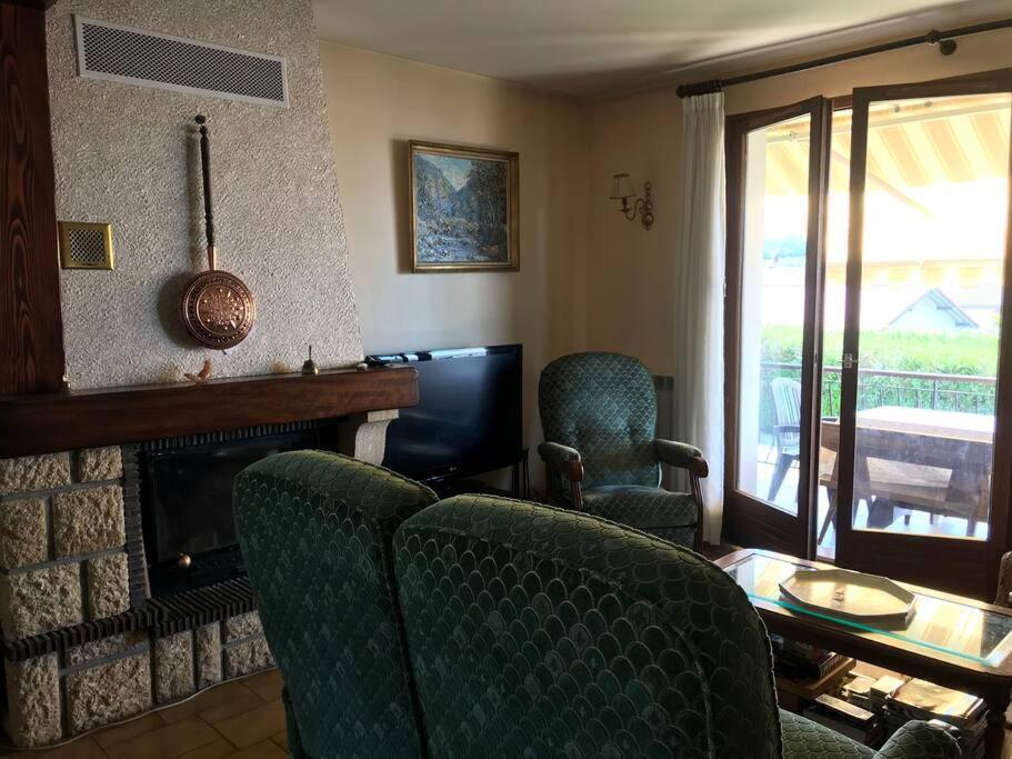 Comme Chez Mamie, Maison Entiere 1-6 Personnes Alby-sur-Cheran Екстериор снимка